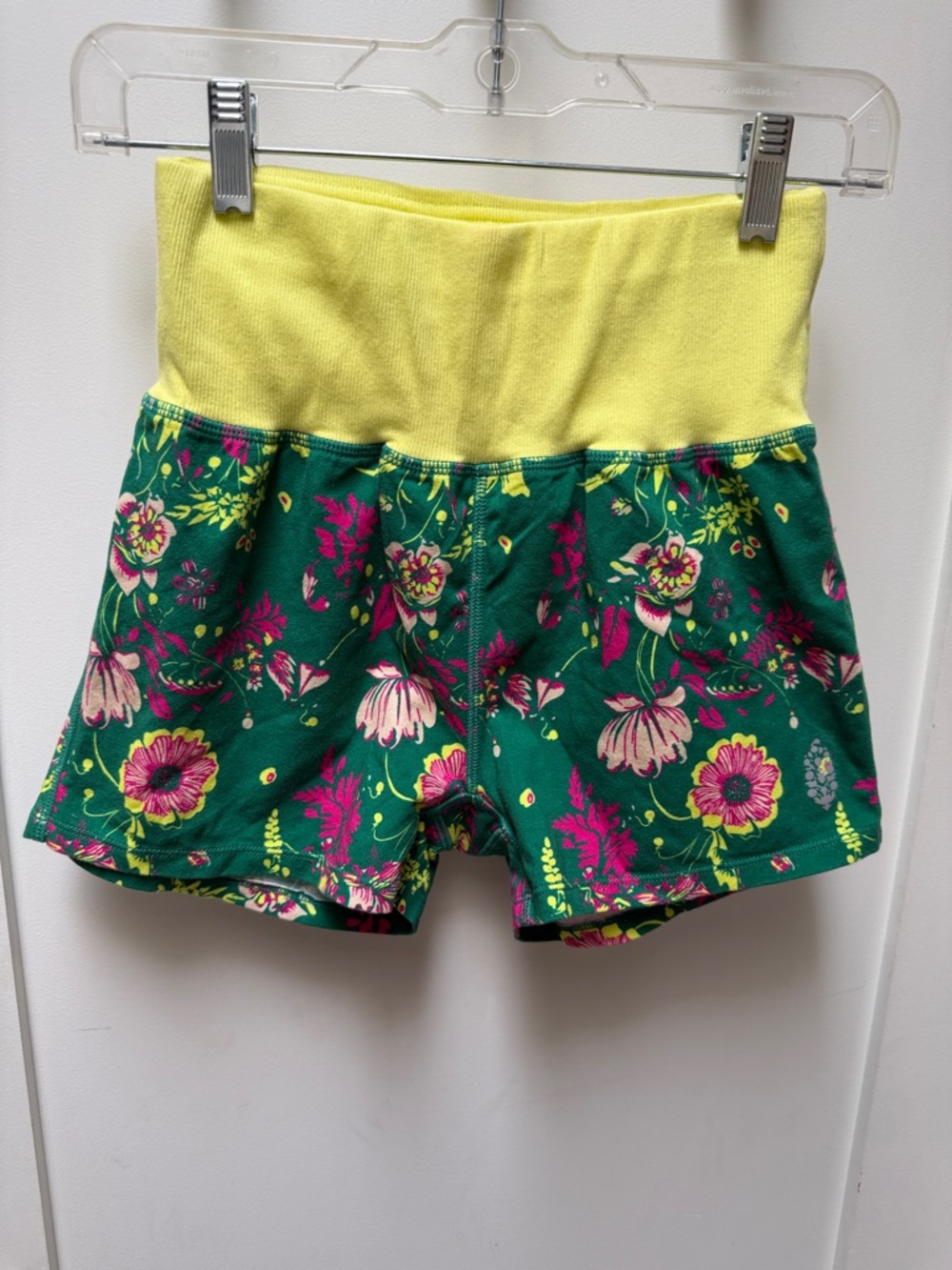 FP Movement by Free People Yellow Waistband Green Floral Stretch Shorts small